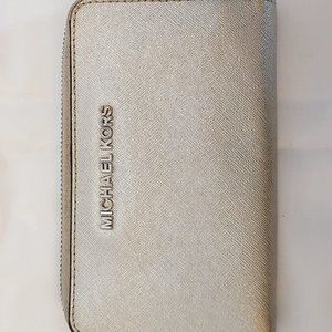 Michael Kors Small Silver Zipper Wallet